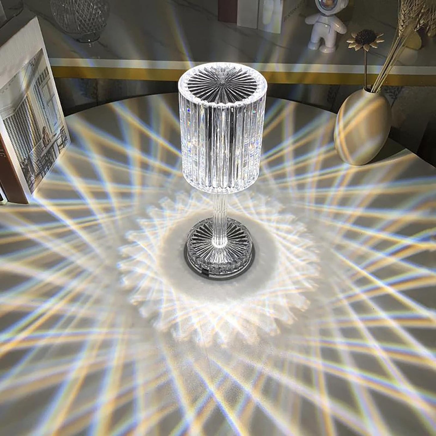 Lámpara de mesa de cristal con luz. CRISTALED